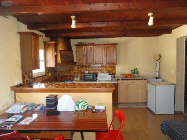 Appartement à vendre à Saint-Gilles dans le Gard (30800), ref : 11411/447