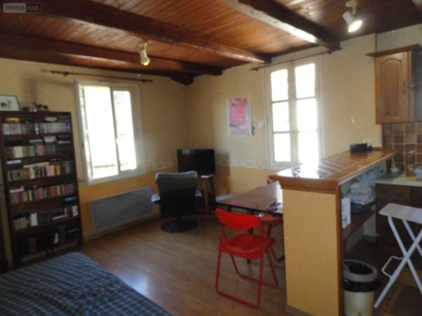 Appartement à vendre à Saint-Gilles dans le Gard (30800), ref : 11411/447