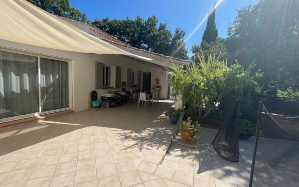 Maison à vendre    5 pièces • 137,84 m2 Rochefort-du-Gard