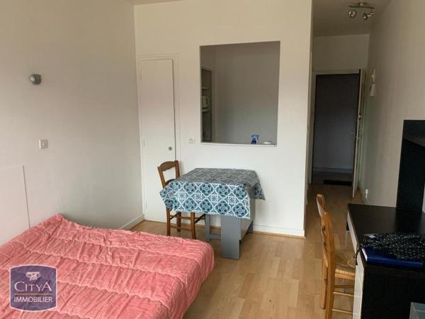 Appartement à louer 1 pièce 19.2m²