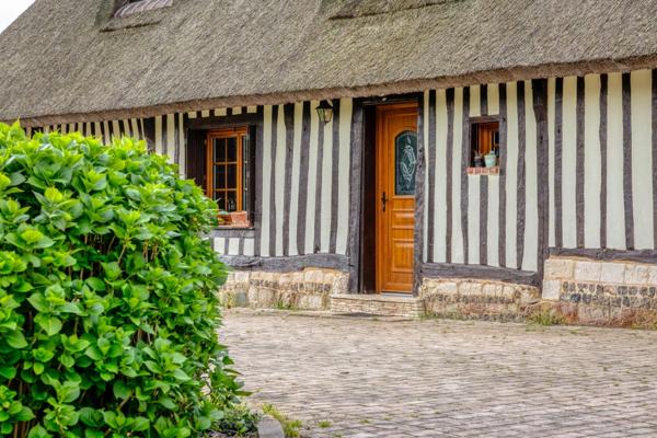 🌿 Chaumière de caractère – 200 m² – Environnement privilégié à proximité de Saint-Romain-de-Colbosc