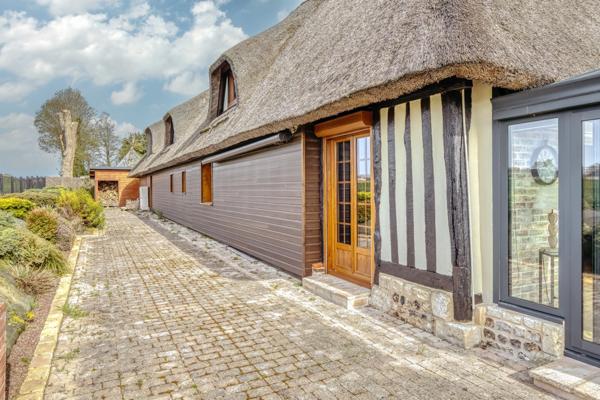 🌿 Chaumière de caractère – 200 m² – Environnement privilégié à proximité de Saint-Romain-de-Colbosc