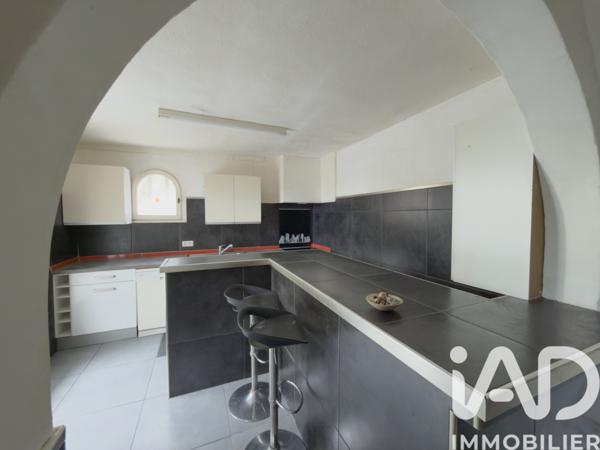 Maison à vendre 6 pièces 130 m² Hyères