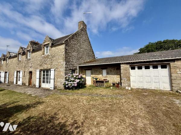 Maison en pierre avec vue et accès rivière