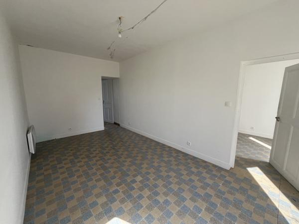 Maison à vendre 213 000 € Sassay 4 p 85 m² DPE D