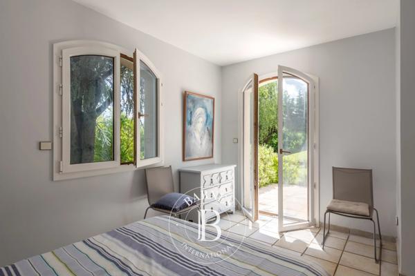 Saint-Didier-au-Mont-d'Or, Maison 4 Chambres -  260 m² à vendre