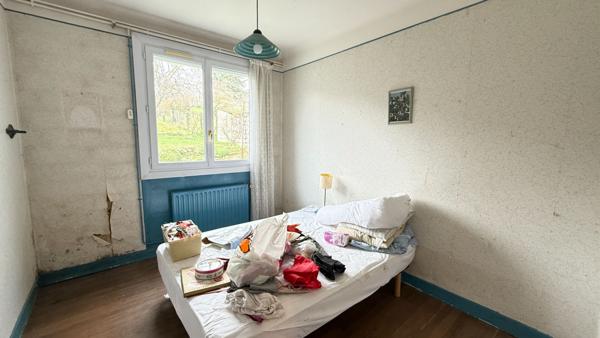 NOAILLES Maison, Séjour, salle à manger, Cuisine, 2 chambres, Salle d'eau, Grenier, Garage, dépendance, cave, Jardin