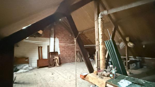 NOAILLES Maison, Séjour, salle à manger, Cuisine, 2 chambres, Salle d'eau, Grenier, Garage, dépendance, cave, Jardin