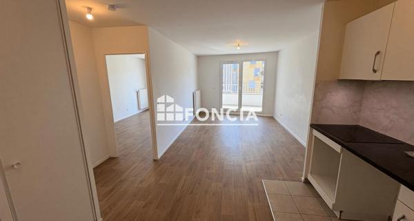 Location Appartement 2 pièces 46.4 m² - Ris-orangis 91130