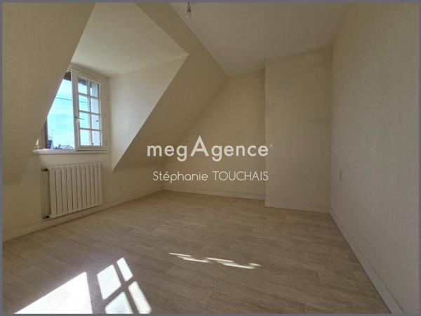 Maison à SAINT-ETIENNE-EN-COGLES, 35460 - 7 pièces 112m²