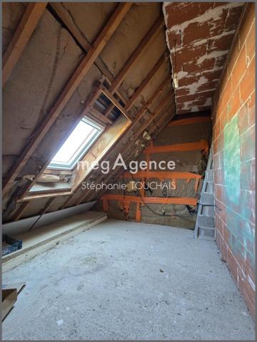 Maison à SAINT-ETIENNE-EN-COGLES, 35460 - 7 pièces 112m²