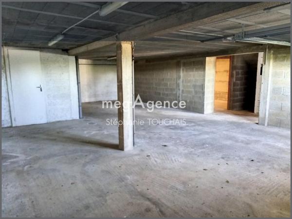 Maison à SAINT-ETIENNE-EN-COGLES, 35460 - 7 pièces 112m²