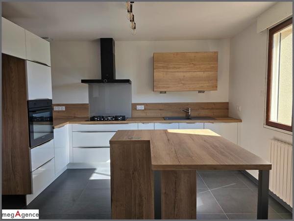 Maison à SAINT-ETIENNE-EN-COGLES, 35460 - 7 pièces 112m²