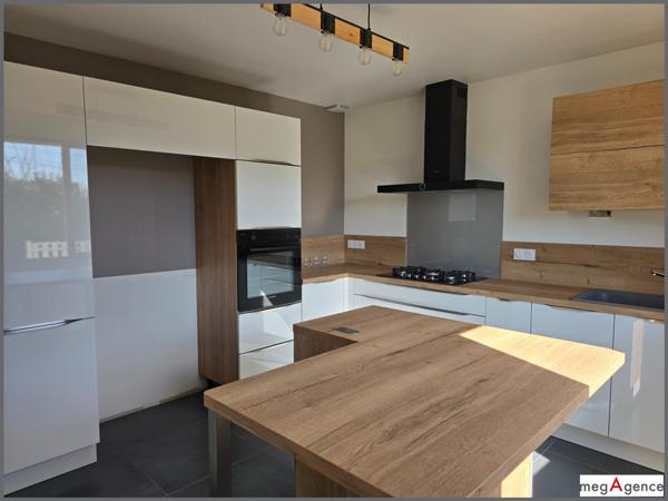 Maison à SAINT-ETIENNE-EN-COGLES, 35460 - 7 pièces 112m²