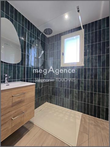 Maison à SAINT-ETIENNE-EN-COGLES, 35460 - 7 pièces 112m²