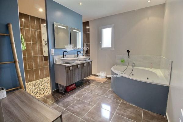 Maison Prahecq 6 pièce(s) 144 m2