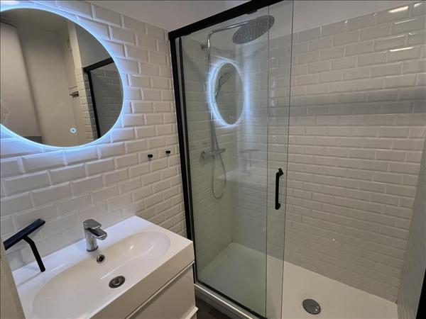 Appartement à louer 756 € CC LA ROCHELLE 2 p 37 m² DPE C