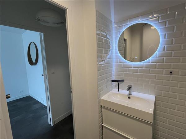 Appartement à louer 756 € CC LA ROCHELLE 2 p 37 m² DPE C
