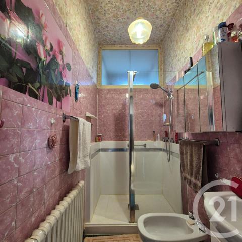 Maison à vendre  6 pièces - 197,93 m2 RIORGES - 42