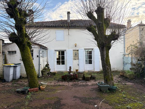 Maison Surgeres 7 pièce(s)