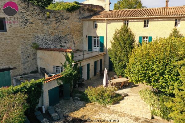 Mormoiron (84570) Grand gîte avec Piscine face au Mont Ventoux