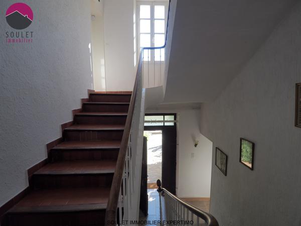 Mormoiron (84570) Grand gîte avec Piscine face au Mont Ventoux