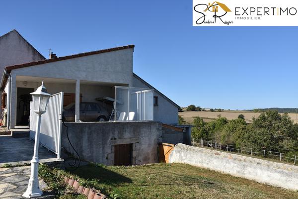 Saint-Quintin-sur-Sioule (63440) Maison de 103 m² sur 2744m² de terrain attenant