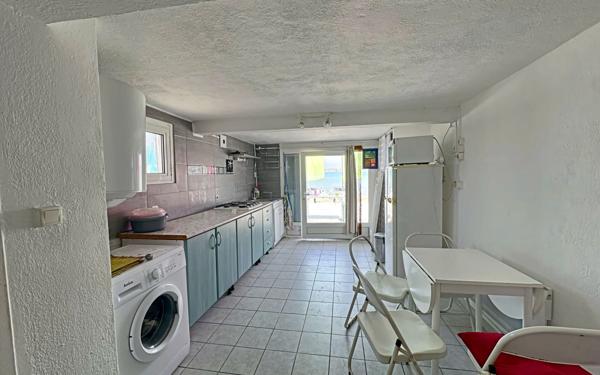 Appartement à vendre    2 pièces • 17,77 m2 Marseille 8