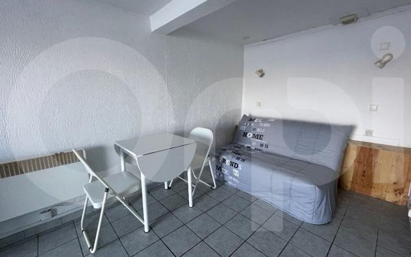 Appartement à vendre    2 pièces • 17,77 m2 Marseille 8