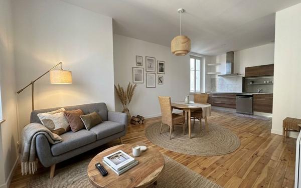 Appartement à vendre    4 pièces • 82 m2 Pau