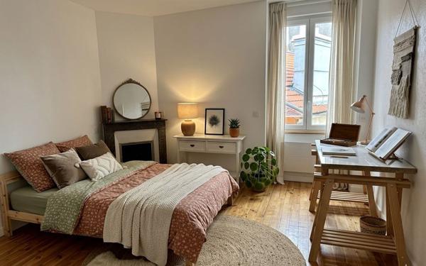 Appartement à vendre    4 pièces • 82 m2 Pau