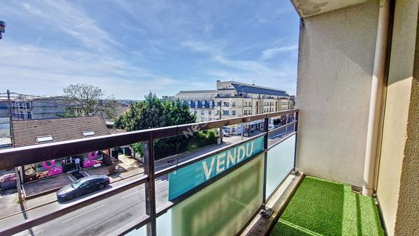 2 pièces meublé - parking et bon locataire !!