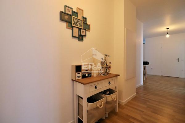 Appartement Champs Sur Marne 4 pièces dernier étage - terrasses - 2 parkings