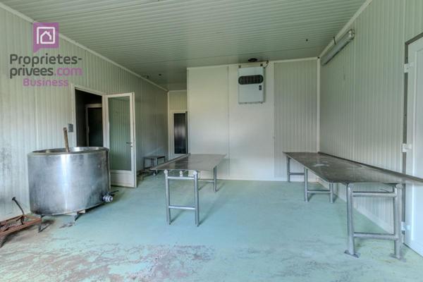 Domaine agricole  Biologique de 133 hectares Montbrun Les Bains 26570