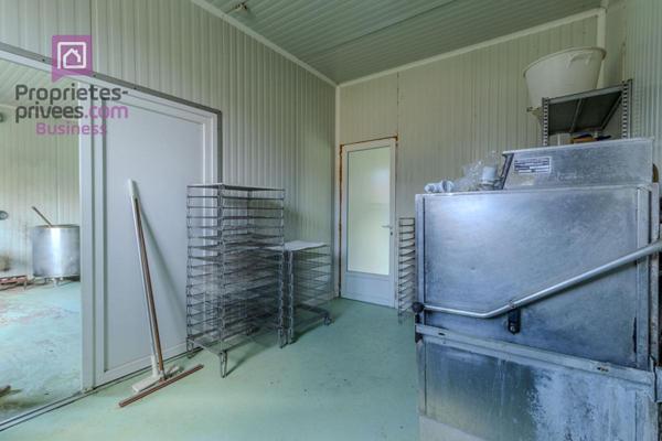 Domaine agricole  Biologique de 133 hectares Montbrun Les Bains 26570