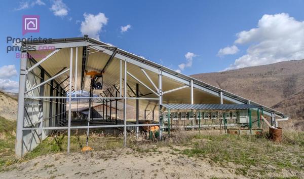 Domaine agricole  Biologique de 133 hectares Montbrun Les Bains 26570