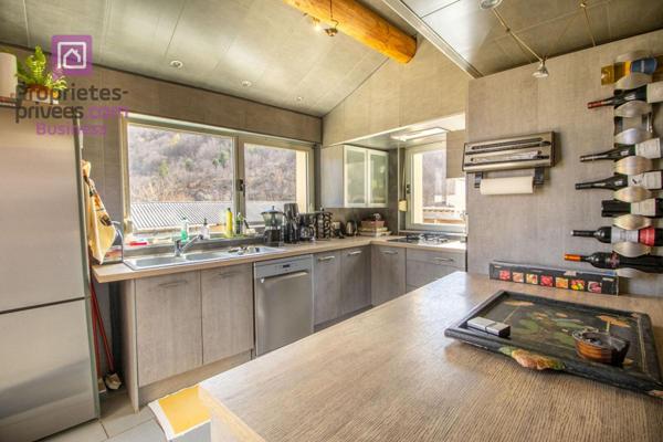 Domaine agricole  Biologique de 133 hectares Montbrun Les Bains 26570