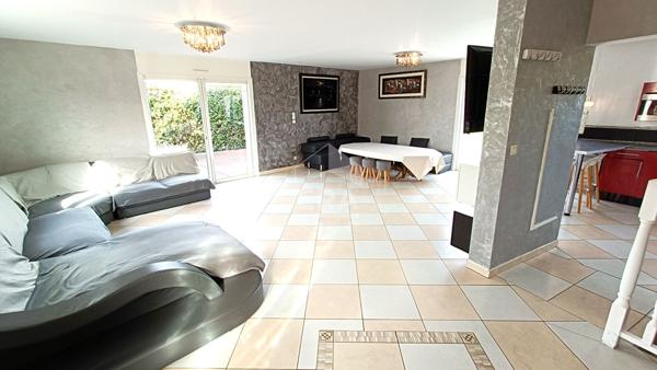 Maison 5 pièces de 2007