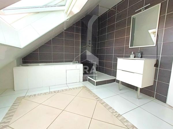 Maison 5 pièces de 2007