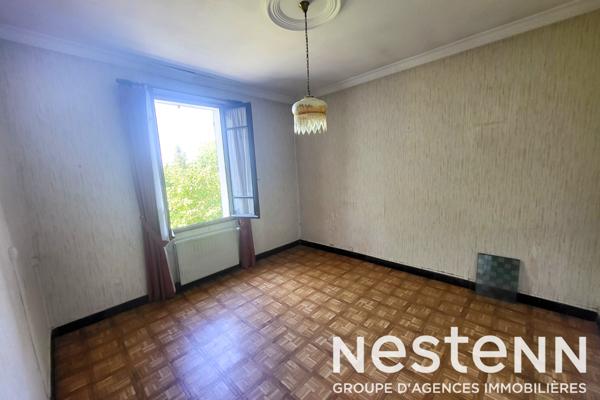 #secteur G.PERI#proximité tramway T10 # Environnement calme ? Terrain arboré de 700 m² # Possibilité d'extension ou de construction