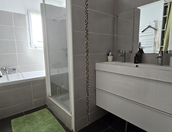 Maison 4 chambres, sans vis-à-vis, piscine et garage