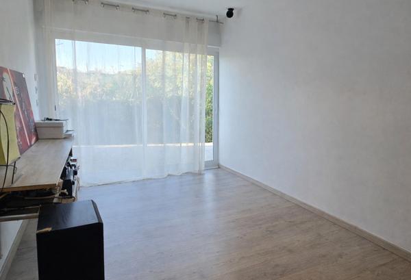 Maison 4 chambres, sans vis-à-vis, piscine et garage