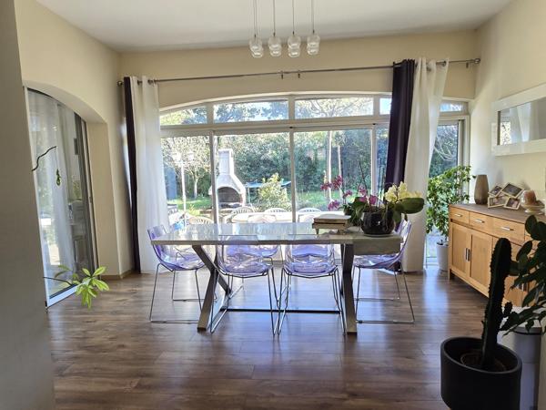 Maison 4 chambres, sans vis-à-vis, piscine et garage