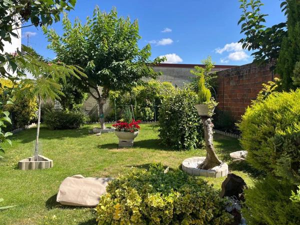 Vente Maison 5 pièces 110 m2 à Villeneuve-sur-Aisne