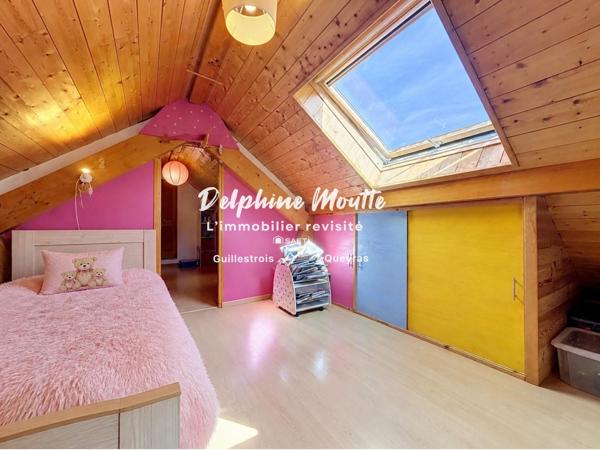 ARVIEUX- maison récente- 4 chambres - rapport locatif