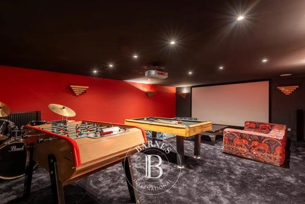 Bihorel, Maison  468 m² à vendre