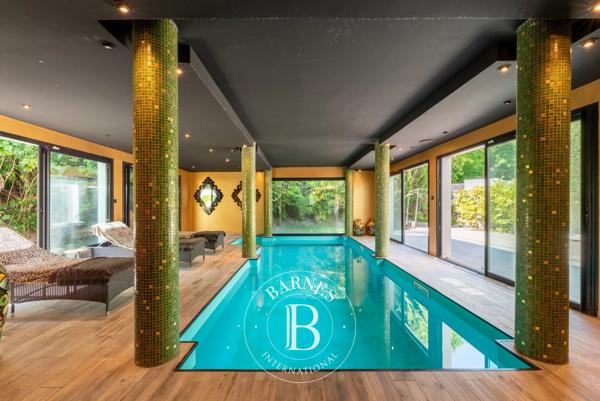 Bihorel, Maison  468 m² à vendre