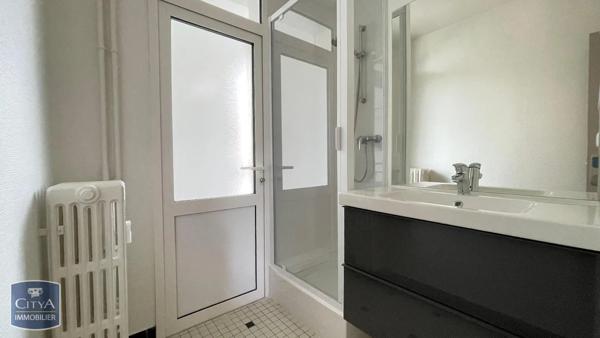 Appartement à louer 2 pièces 51.75m² Dijon (21000)