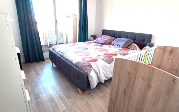 Appartement à vendre    3 pièces • 83,50 m2 Saint-Laurent-du-Var