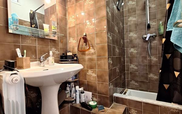 Appartement à vendre    3 pièces • 83,50 m2 Saint-Laurent-du-Var